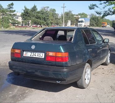 купить мерс с: Volkswagen Vento: 1995 г., 2 л, Автомат, Бензин, Седан
