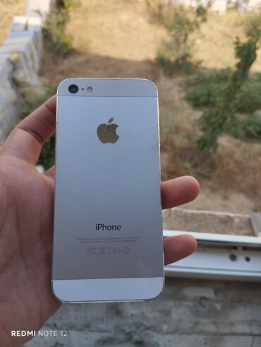 Apple iPhone: IPhone 5, 32 GB, Ağ, Qırıq