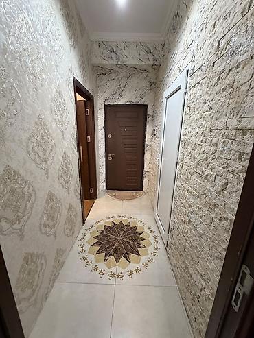 Salam Kristal Abşeron 2 . Süret qatarının yanında. Mekteb,Bagca