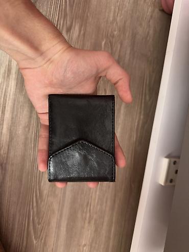Minimalist kartlıq/cüzdan - Material: qara rəngli süni dəri - lalafo.az -da Minimalist kartlıq/cüzdan - Material: qara rəngli süni dəri -