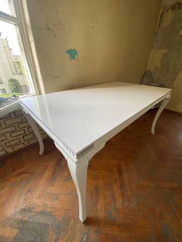 stol satılır: Qonaq masası, İşlənmiş, Kvadrat masa