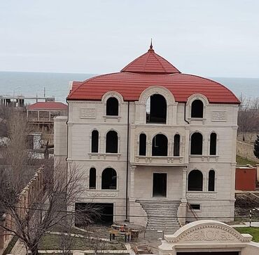 Profnastil: Müxtəlif rənglərdə və formalarda mövcud olan metal kirəmit dam örtüyü — 9