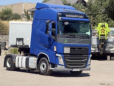 volvo 2015: Тягач, Volvo, 2015 г., Тентованный — 3