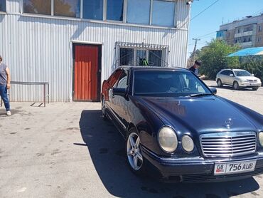 Mercedes-Benz: Mercedes-Benz E-Class: 1995 г., Седан — 8