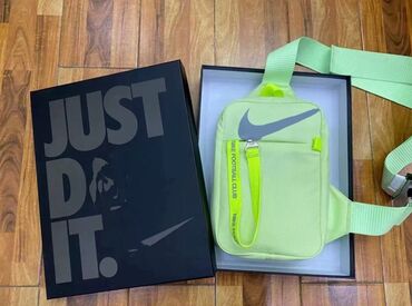 подарок другу на день рождения: Сумка Nike новая, топовое качество 3 расцветки как на фото Самовывоз