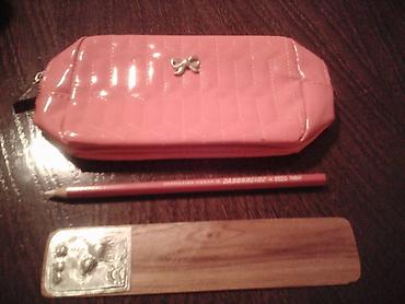 iskra brojilo: Set za pisanje i organizaciju: - Etui/peračnik u nežno roze boji sa — 1