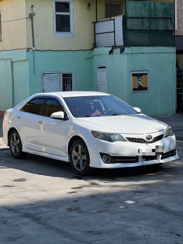 шины москвич: Toyota Camry: 2012 г., 2.5 л, Автомат, Бензин, Седан