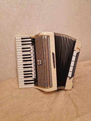 Akkordeonlar: Hohner Verdi II “Weltmeister” akkordeon - Korpus: incə mirvari rəngli — 1