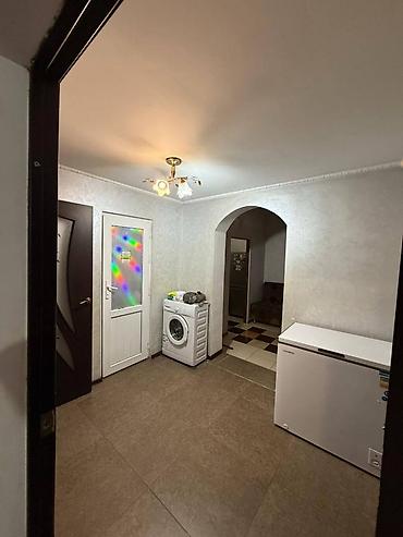Продажа коттеджей и домов: Продается мансардный дом 140 м², фактически 4,2 соток, а по документам — 5