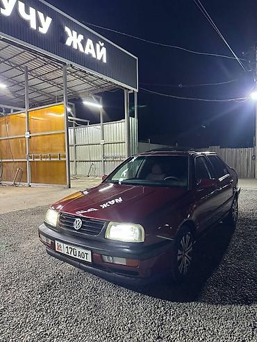 авто порше: Volkswagen Vento: 1992 г., 1.8 л, Механика, Бензин, Седан — 3