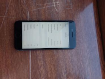 iphone 8 pilus: IPhone 8, Qara, Simsiz şarj — 3