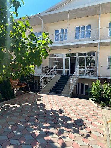 студия комната: 🏡 Уютный и комфортабельный гостевой дом в центре Бостери приглашает на — 1