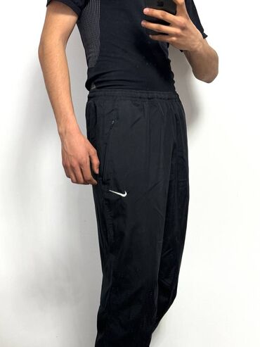 sportivnyj kostjum nike original: Спортивный костюм L (EU 40), цвет - Черный