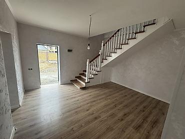 Продажа коттеджей и домов: ПРОДАЕТСЯ ДОМ В АК-ОРДО 📍 Расположение: Ак-Ордо 📏 Участок: 4 соток 🛣 — 4