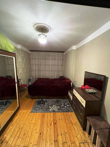 Köhnə tikili: Bakı, Yeni Günəşli Massiv D, 4 otaqlı, Köhnə tikili, 80 kv. m — 3