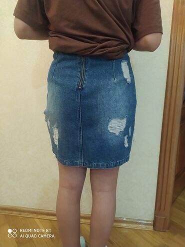 Ətəklər: Tezedir 15 azn satilir — 10