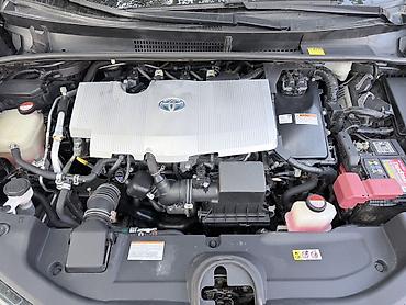 toyota prius 2016: Toyota Prius: 2016 г., 1.8 л, Гибрид, Хэтчбэк — 8