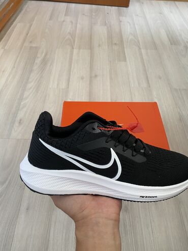 nike lunar flyknit: Универсальные кроссовки, которые подарят комфорт и удобство в любой