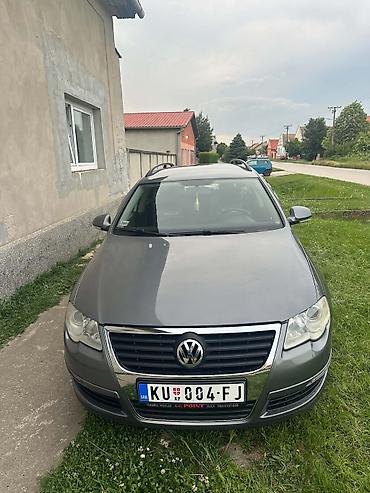 Volkswagen: Volkswagen Passat Variant 2.0 TDI - Karoserija: karavan (Variant) - — 4