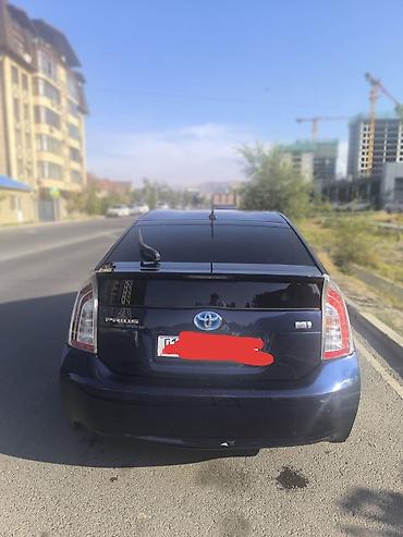 порше 911 турбо с: Toyota Prius: 2015 г., 1.8 л, Автомат, Гибрид, Лифтбек — 5