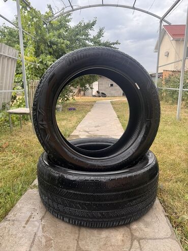 Шины: Шины 285 / 40 / R 21, Всесезонная, Комплект, Легковые, Япония, Bridgestone
