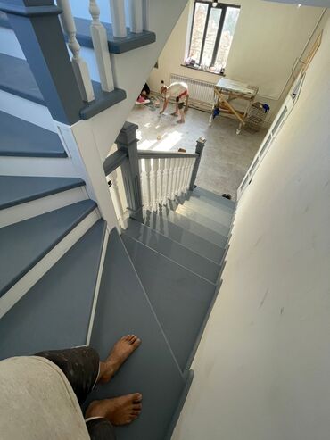 Деревянные лестницы: Деревянная лестница Для дома, Бесплатный замер, Вид дерева: Дуб, Форма лестницы: Много-маршевая, Стиль: Классический — 17