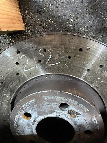 Digər əyləc sisteminin detalları: "Mercedes" əyləc diski Şəhər: Bakı Elanın növü: Ehtiyat hissələri — 8