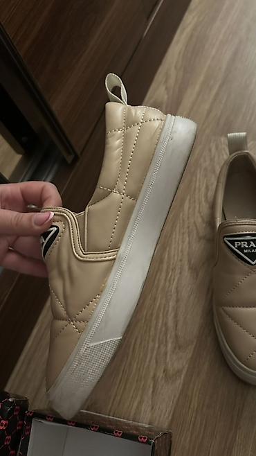 ortopedik ayaqqabı icliyi: Bej rəngli slip-on ayaqqabı (PRADA üslubunda) - Model: Slip-on — 2