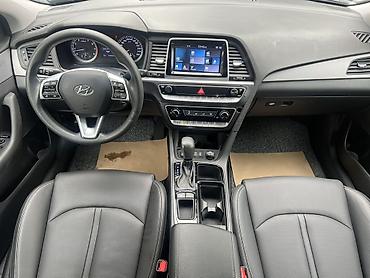 Продажа авто: Hyundai Sonata: 2021 г., 2 л, Автомат, Бензин, Седан — 8