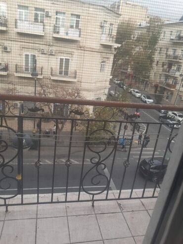 Uzunmüddətli kirayə mənzillər: Şəhərin mərkəzi sahil metrosuna tam yaxın tam təmirli mənzil kirayə — 11