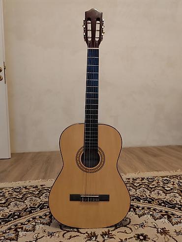 Klassik gitara, İşlənmiş, Ünvandan götürmə, Pulsuz çatdırılma, Ödənişli çatdırılma lalafo.az -da Klassik gitara, İşlənmiş, Ünvandan götürmə, Pulsuz çatdırılma, Ödənişli çatdırılma