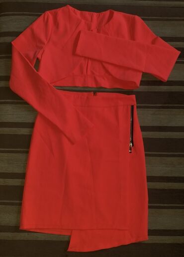 ženski kompleti sako i pantalone: One size, Jednobojni, bоја - Crvena