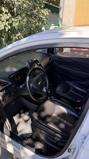 spark 2016: Chevrolet Spark: 2019 г., 1 л, Вариатор, Бензин, Хэтчбэк — 5