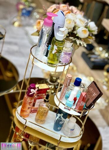 Rəflər, etajerkalar: Qızılı metal karkaslı mərmər naxışlı 2 və 3 mərtəbəli — 3