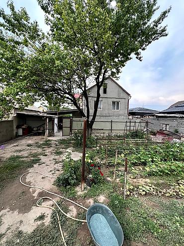 Продажа коттеджей и домов: Продаётся 2-этажный кирпичный дом 📍 г. Бишкек, жилмассив Бакай-Ата — 10