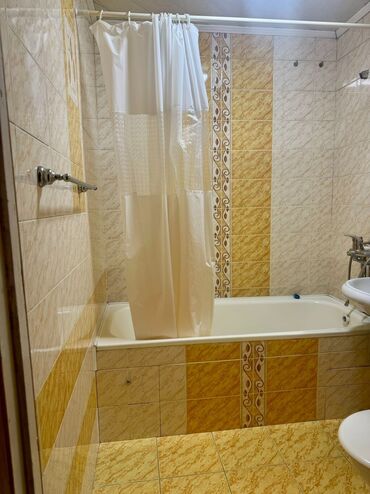 2 комнатная квартира бишкек цена: 2 бөлмө, Кыймылсыз мүлк агенттиги, Чогуу жашоосу жок, Толугу менен эмереги бар