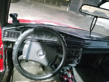 мерседес механика: Mercedes-Benz 190: 1986 г., 2.3 л, Механика, Бензин, Седан