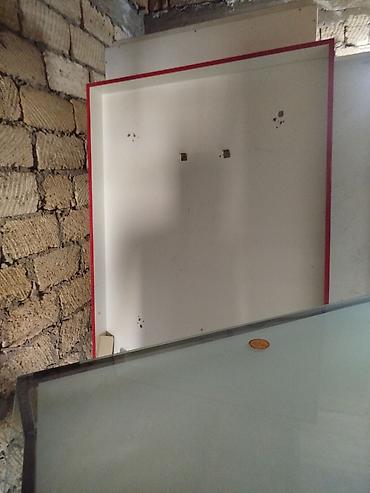 optik vitrin: Satış üçün vitrin və ticarət avadanlığı hissələri təqdim olunur — 2