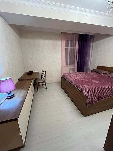 bakida ev: İcarəyə verilir 3 otaqlı yeni tikili 82 m², Elmlər Akademiyası m. 1 — 7
