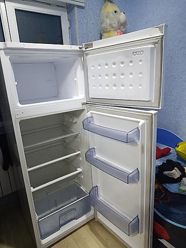 satfinder satisi: Beko ikiqapılı soyuducu - Üst hissədə dondurucu bölmə, aşağıda — 1