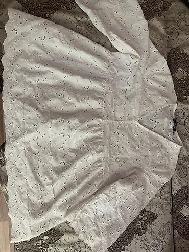 ana bala geyimi: Ağ rəngli, pambıq broderiya (ažur) naxışlı bluz. - Model: V-yaxa — 1