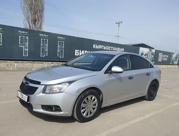 машина бев: Chevrolet Cruze: 2011 г., 1.6 л, Механика, Бензин, Седан