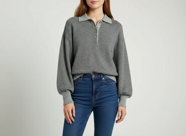 Swetry: Sweter damski, rozmiar M