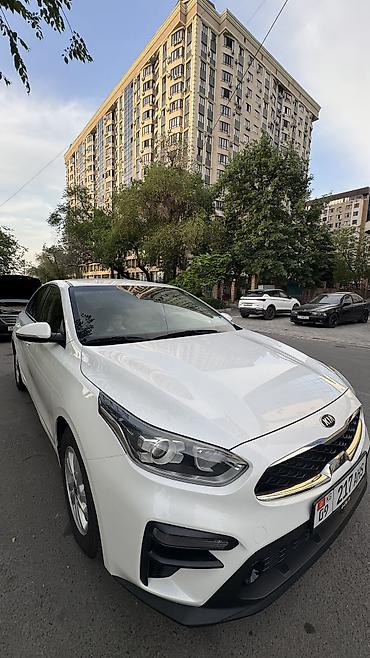 kia ceed: Kia Cerato: 2018 г., Автомат, Бензин, Седан — 1