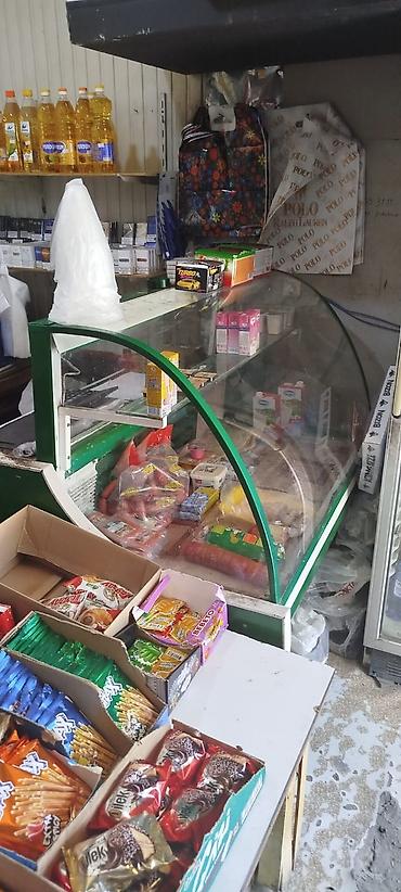 Холодильное оборудование: Vitrin soyuducu 250 Azn. Olcu 1.20. Tam ishlek. Unvan metro Nizami — 1