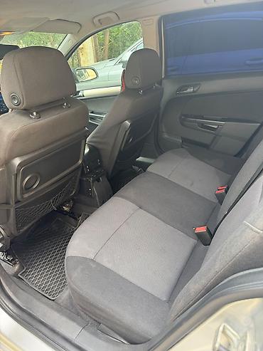 avtomobil apteçkası: Opel Astra: 1.3 l | 2008 il 306890 km Universal — 4