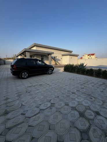 Bağ evlərinin kirayəsi: 250 kv. m, 4 otaqlı, Hovuzlu, Artezian quyusu, Kombi, Su — 3