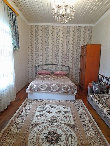 bayil heyet evi: İcarəyə təqdim olunur: geniş həyətli, eyvanlı ev 3 yatax otaxı 1 dene — 7