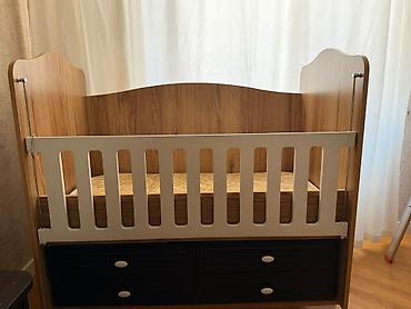 lay lay matras: Uşaq beşiyi – çekmecəli, yan tərəfi sürüşən model - Material — 2