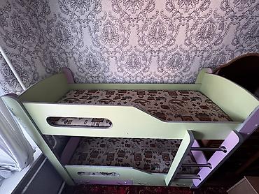 bunk bed: Двухъярусная детская кровать с лестницей - Компактная модель на два — 5